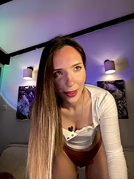 LINA ALL EYES ON YOU online show from 11/15/25, 07:07