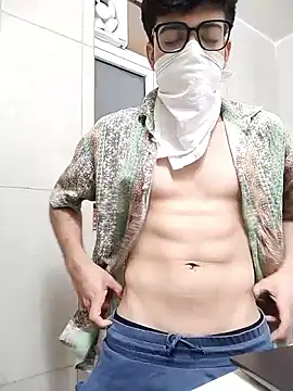 Snapshot of mrmasseur06 chatting on 05/25/26, 06:50 mrmasseur06 online show from 05/25/26, 06:50
