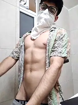 Snapshot of mrmasseur06 chatting on 05/21/26, 06:49 mrmasseur06 online show from 05/21/26, 06:49
