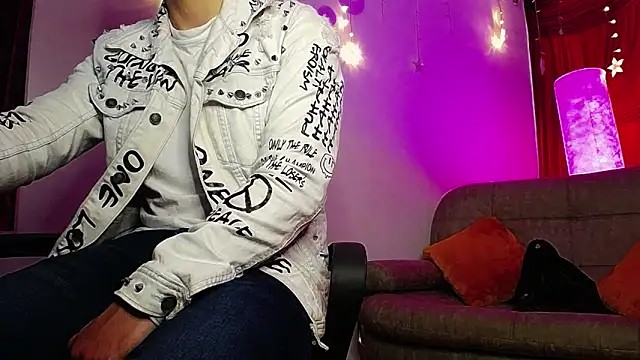 Snapshot of Noha_Lux chatting on 10/02/25, 01:14 Noha Lux online show from 10/02/25, 01:14
