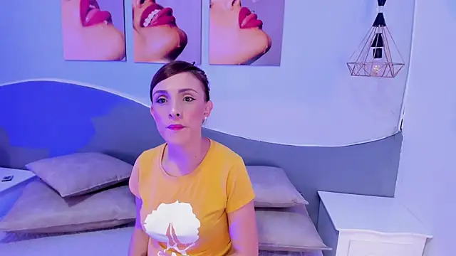 Nicol 89  online show from 02/21/26, 11:45