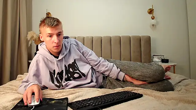 MrSexyCum4U online show from 09/14/25, 07:53