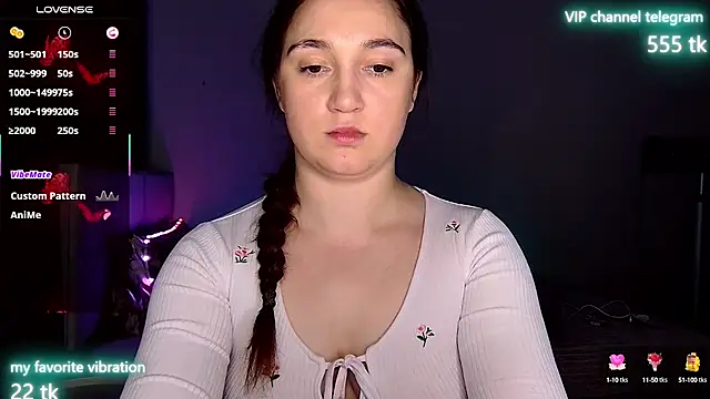 Eliz v tta online show from 10/13/25, 08:54