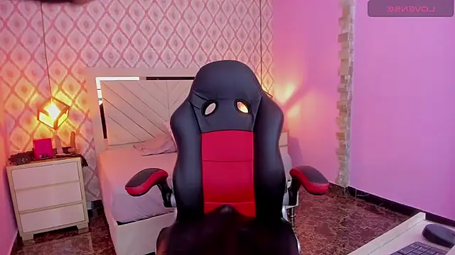 ALANA WATSONN online show from 10/31/25, 12:35