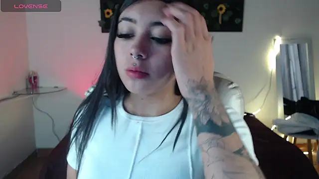 gabriella live online show from 10/10/25, 04:41