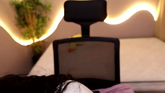 Emma and Issac online show from 03/14/26, 09:59