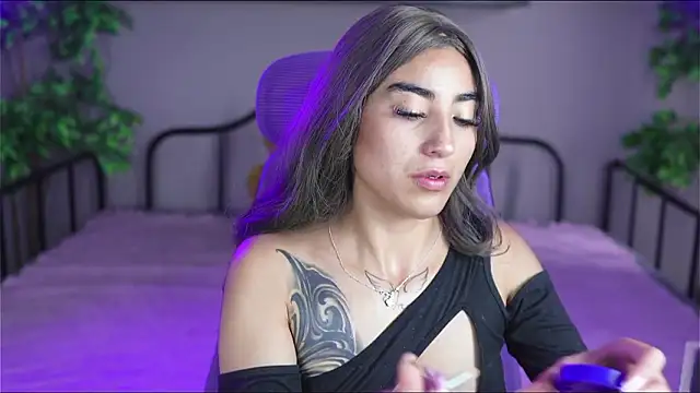 Emma and Issac online show from 02/05/26, 08:15