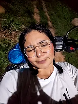 Lily-o online show from 10/26/25, 11:05