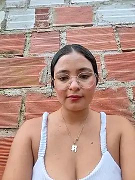 Lily-o online show from 11/05/25, 09:29