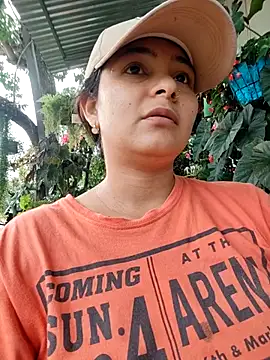 Lily-o online show from 10/24/25, 08:41