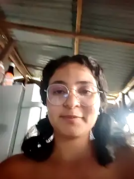 Lily-o online show from 10/26/25, 10:59