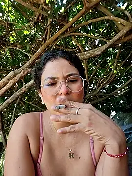 Lily-o online show from 11/01/25, 03:17