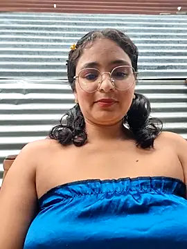 Lily-o online show from 10/25/25, 09:15