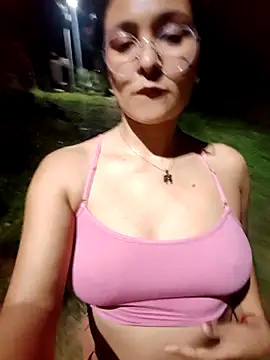 Lily-o online show from 11/02/25, 03:22