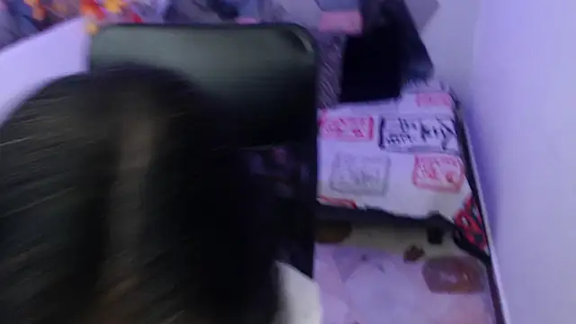 AmandaPeet online show from 10/25/25, 07:58