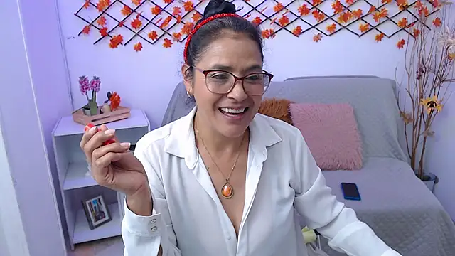 AmandaPeet online show from 11/29/25, 06:52