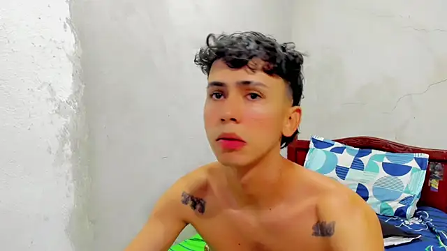 Snapshot of Damien_444 chatting on 09/13/25, 06:46 Damien 444 online show from 09/13/25, 06:46