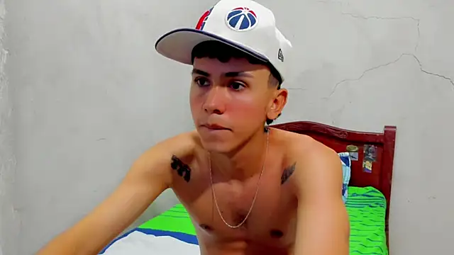 Snapshot of Damien_444 chatting on 10/15/25, 07:16 Damien 444 online show from 10/15/25, 07:16