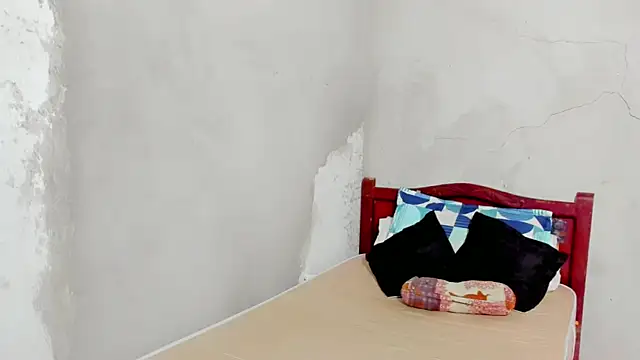 Snapshot of Damien_444 chatting on 09/26/25, 04:58 Damien 444 online show from 09/26/25, 04:58