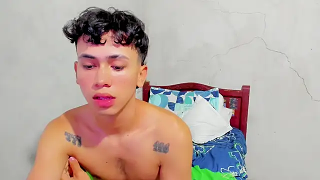 Snapshot of Damien_444 chatting on 09/14/25, 11:54 Damien 444 online show from 09/14/25, 11:54