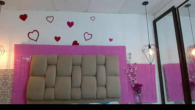 Damary Leon online show from 03/12/26, 07:51