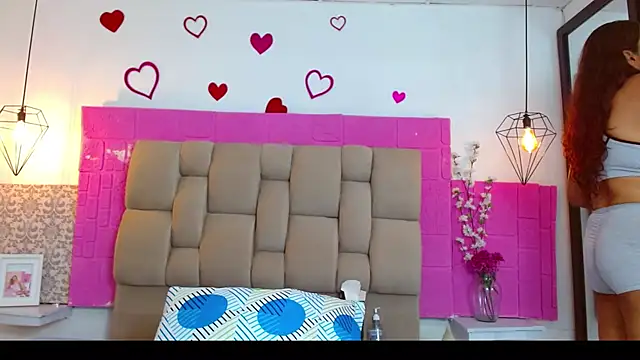 Damary Leon online show from 11/21/25, 07:35