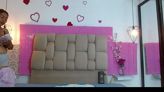 Damary Leon online show from 03/26/26, 07:12