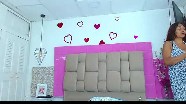 Damary Leon online show from 11/07/25, 07:18