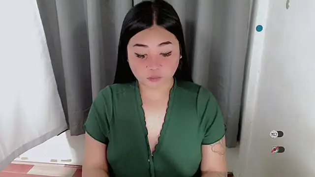 Yhana Slut online show from 09/26/25, 05:31