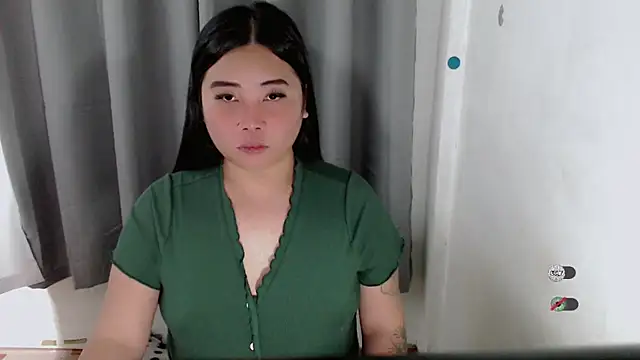 Yhana Slut online show from 09/24/25, 11:17