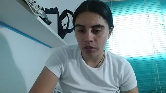 Arieeel 09 online show from 04/13/26, 04:11