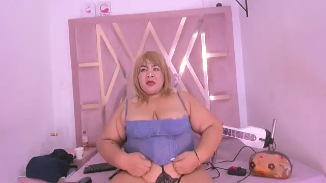 samantaasm online show from 11/16/25, 08:46