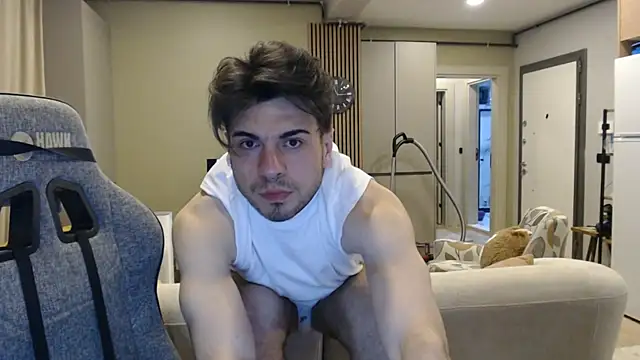 toyboytlg online show from 04/20/26, 09:27