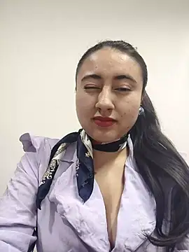 Snapshot of AMATISTA__16 chatting on 10/10/25, 12:28 AMATISTA 16 online show from 10/10/25, 12:28