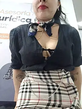 Snapshot of AMATISTA__16 chatting on 11/28/25, 12:16 AMATISTA 16 online show from 11/28/25, 12:16