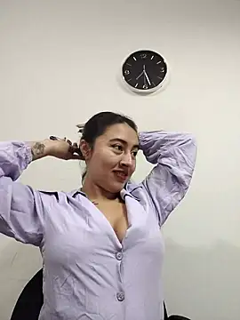 Snapshot of AMATISTA__16 chatting on 10/03/25, 12:28 AMATISTA 16 online show from 10/03/25, 12:28