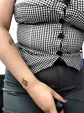 AMATISTA  16 online show from 04/09/26, 12:33