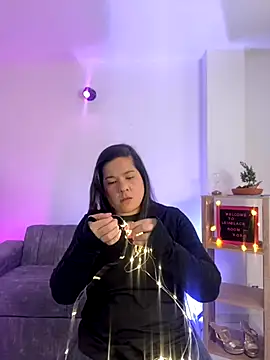 leiablack online show from 10/23/25, 11:31