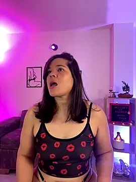 leiablack online show from 10/31/25, 12:02