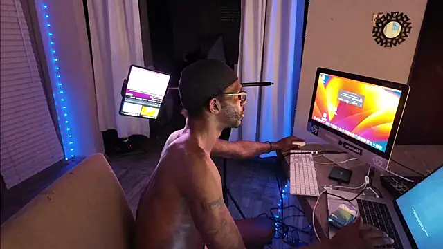 Triggerhappycj100 online show from 03/22/26, 06:04