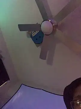 Triggerhappycj100 online show from 10/31/25, 08:16