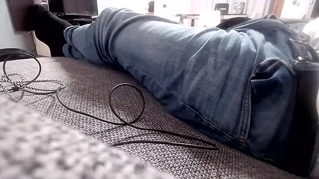 cucciolotto76 online show from 11/12/25, 05:39