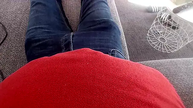 cucciolotto76 online show from 11/27/25, 12:27