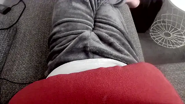 cucciolotto76 online show from 12/04/25, 09:58