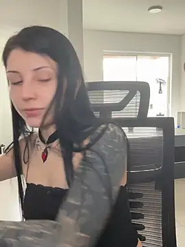 Privad ravenna online show from 05/25/26, 04:17