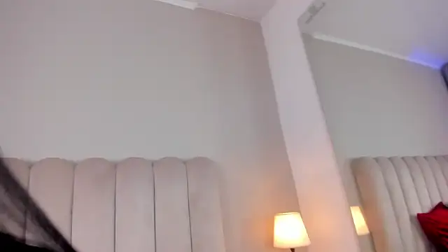 ashlye white online show from 11/07/25, 02:38