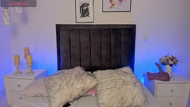 ashlye white online show from 02/14/26, 04:02