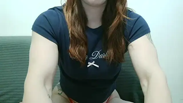 Clarahotgirl24 online show from 05/01/26, 07:30