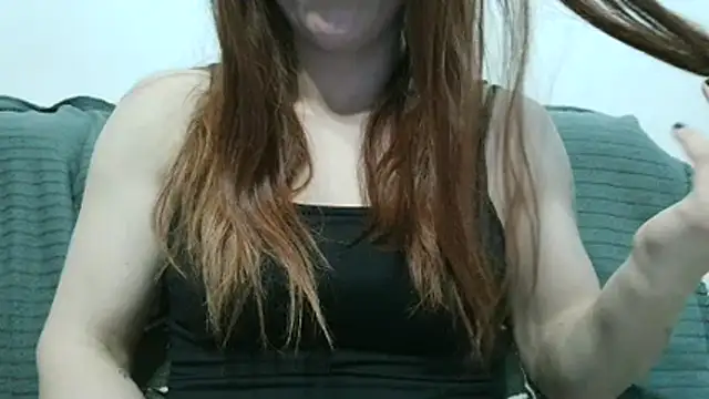 Clarahotgirl24 online show from 05/09/26, 07:39