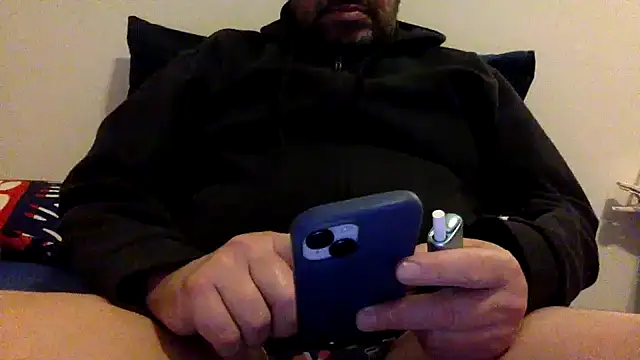 steve669 hot online show from 12/16/25, 08:24